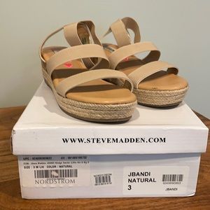 Girls size 3 Steve Madden Jbandi tan wedge sandals